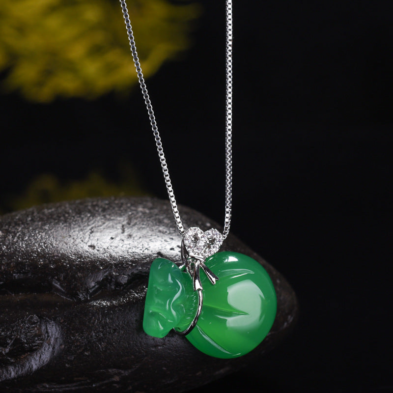 Lucky bag & Agate Necklace