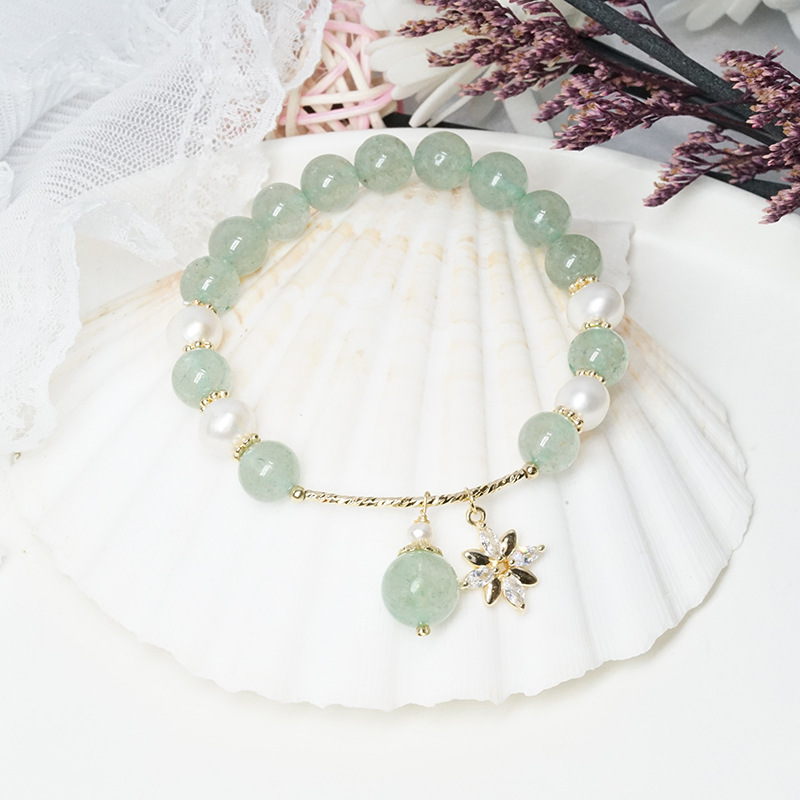 Green grass • Crystal bracelet