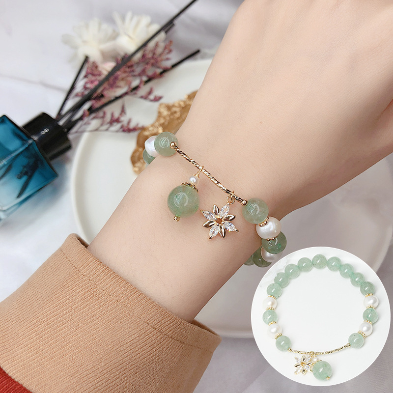 Green grass • Crystal bracelet