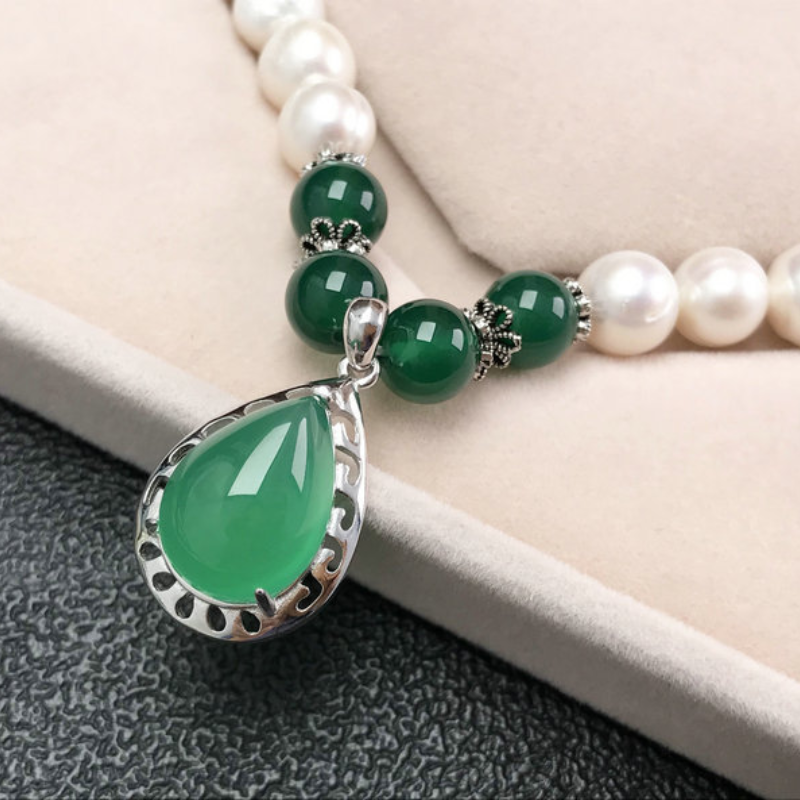 Water drop • Pearl agate Necklace