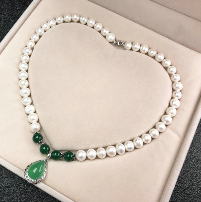 Water drop • Pearl agate Necklace