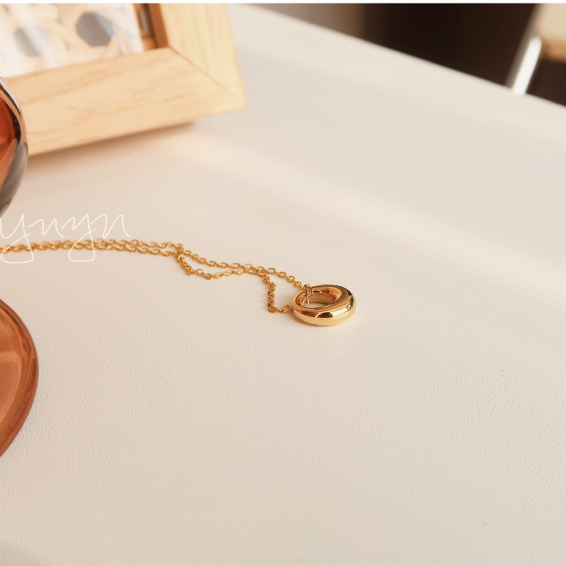 Donuts • Clavicle Necklace