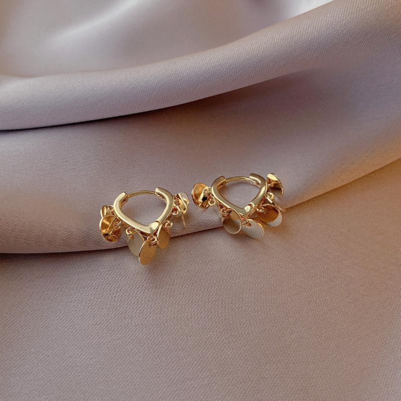 Love little disc earrings