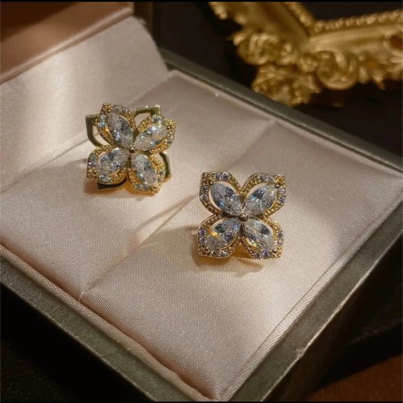 Rotatable windmill earrings