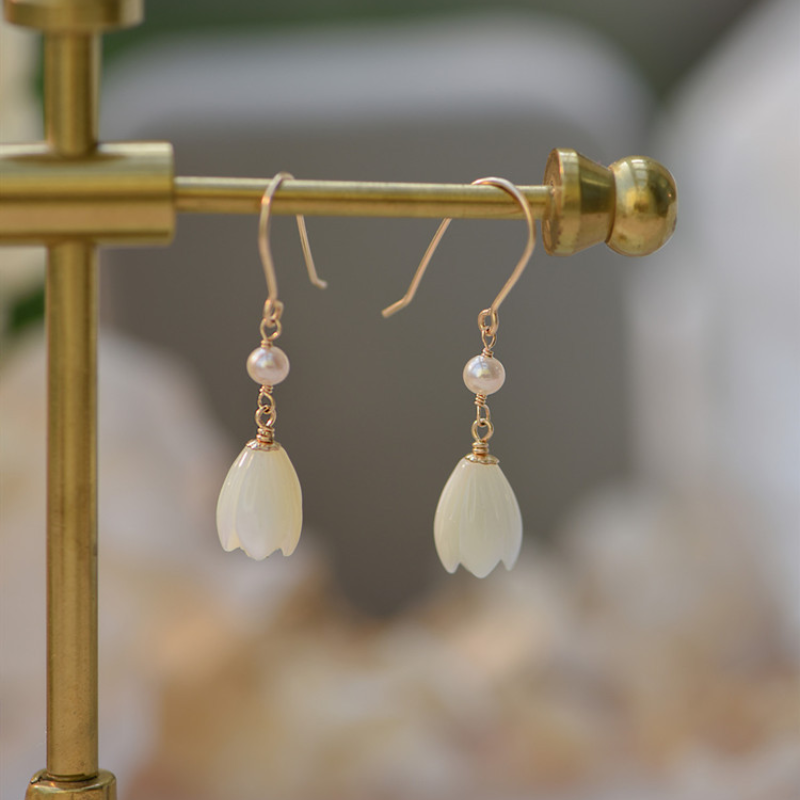 Lily of the valley pearl earrings