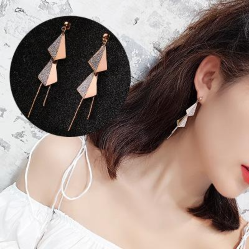 Geometric Frosted Tassel Earring