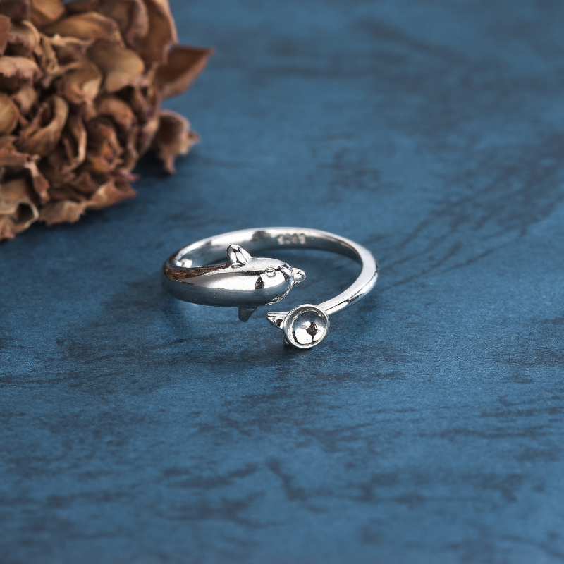 Romantic Dolphin Ring