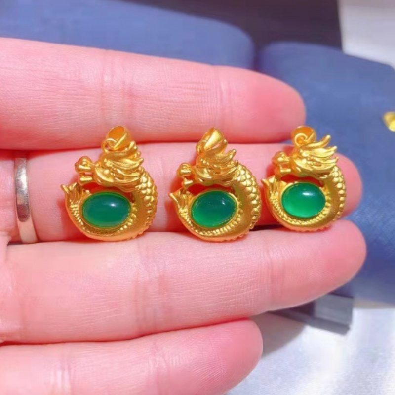 Rights • Emerald Jade stone necklace