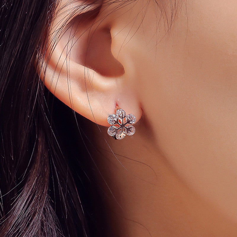 Snowflake earrings