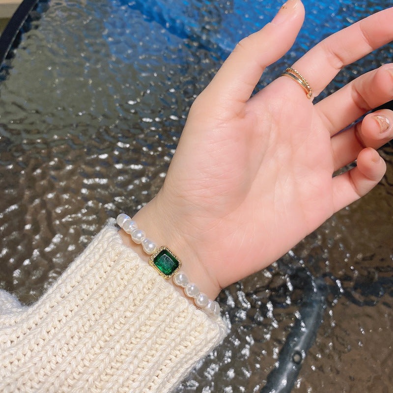 Happiness • Pearl Emerald Bracelet