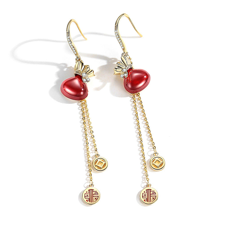 Lucky bag • Ruby earrings