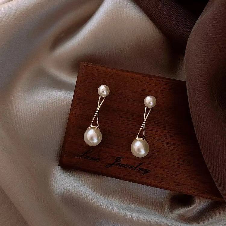 Elegant Pearl Earrings