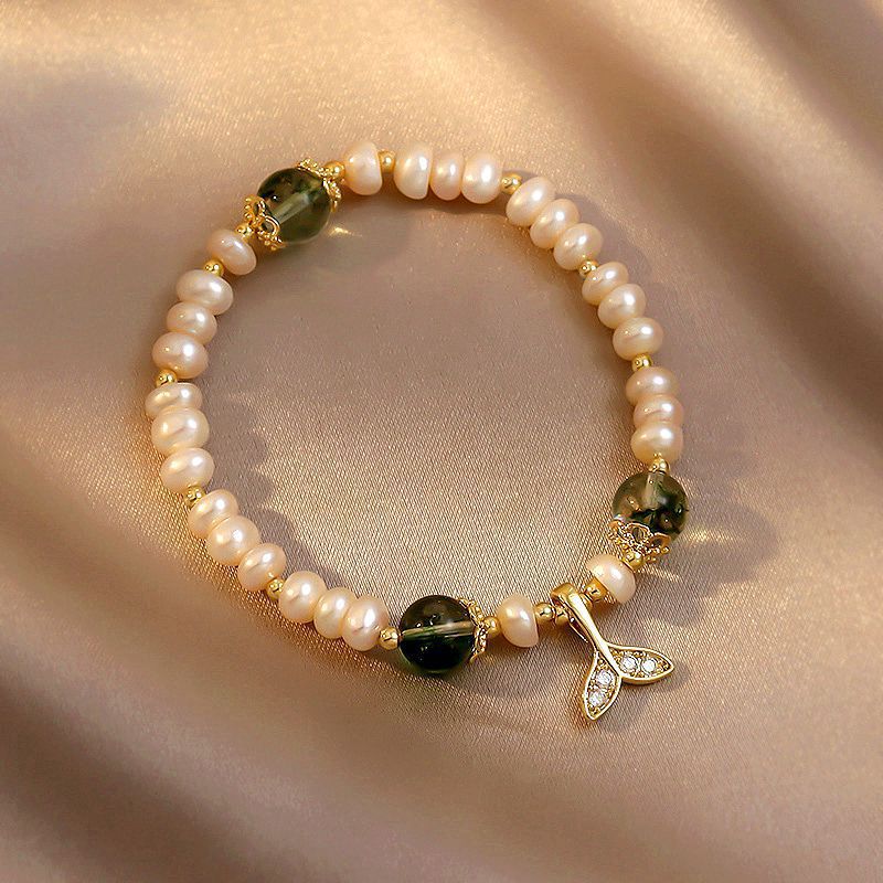 Fish Tail • Crystal Pearl Bracelet